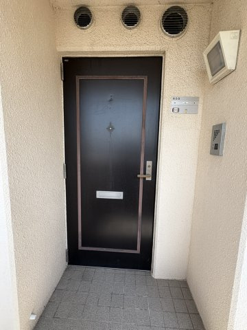 アーバンハイツ大橋の玄関
