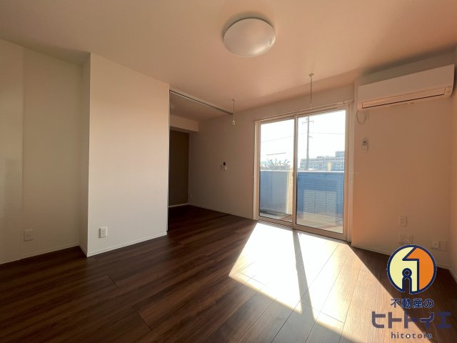 グランドステージ本町の居間・リビング