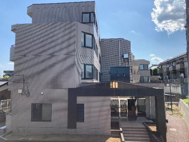 にゃっとハウスURAWAの外観