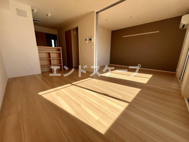 サイレントの居間・リビング|高崎、前橋、伊勢崎エリアのお部屋探しはエンドスケープまで！お客様の理想お聞かせ下さい♪