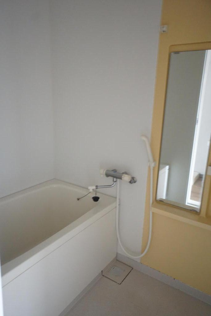 Uマンションの浴室