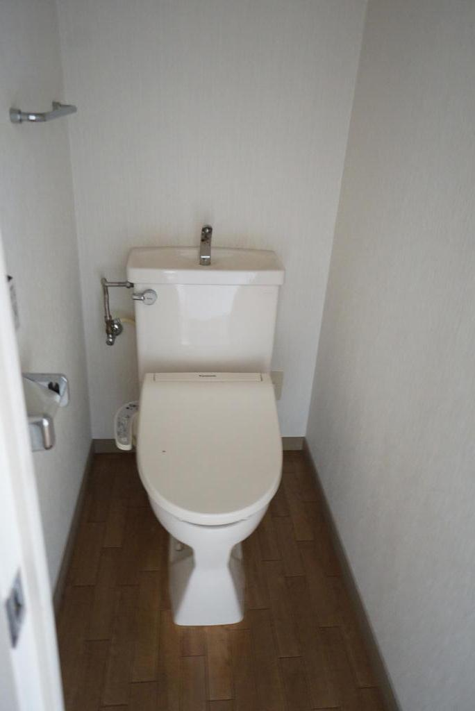 Uマンションのトイレ