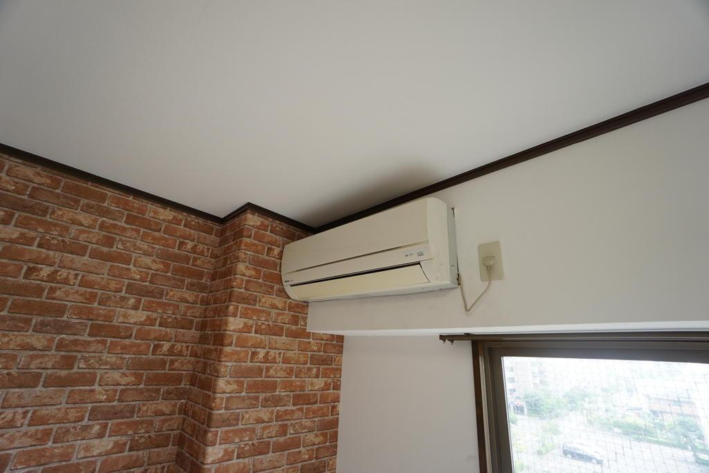 アルファビルの設備