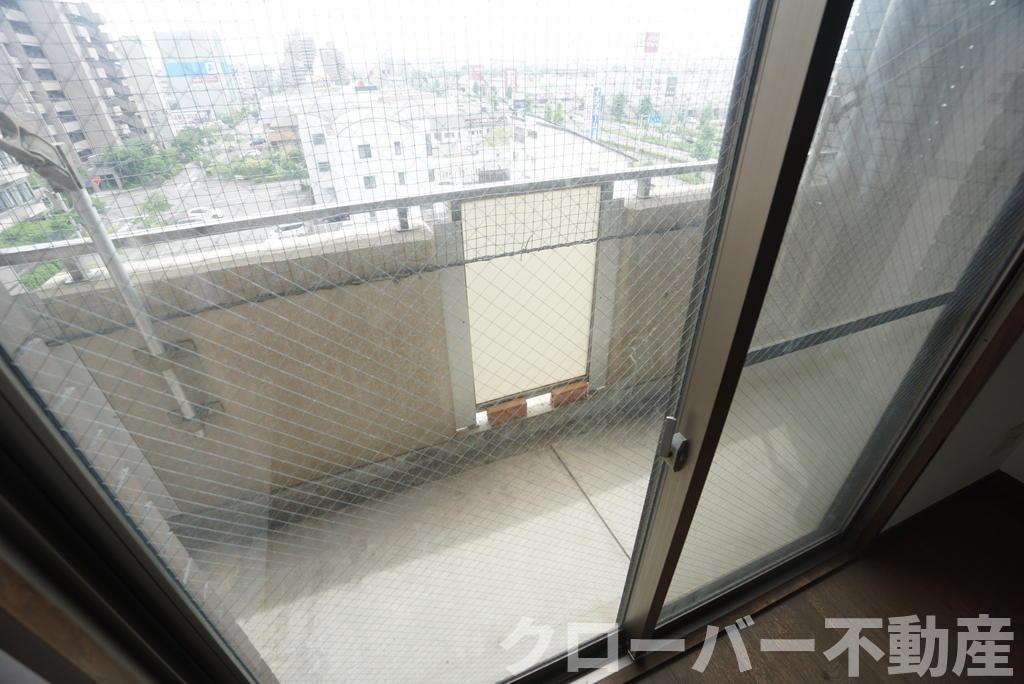 アルファビルのバルコニー