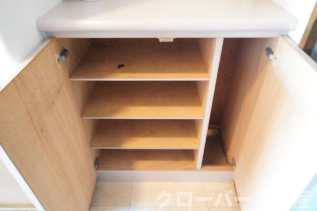 アルファビルの収納