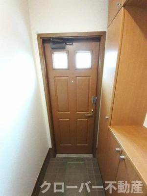 【玄関】 | エターナル・パレスＢ