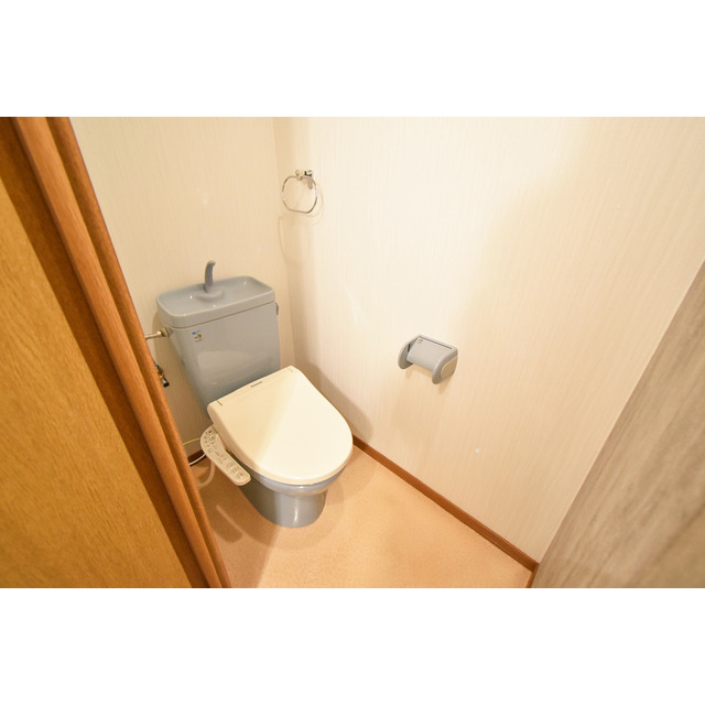 8LEAVESのトイレ|落ち着いたトイレです