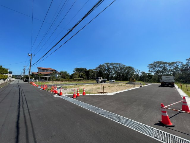 郷ケ丘２丁目第5の前面道路含む現地写真|ご参照ください。2023.8月撮影