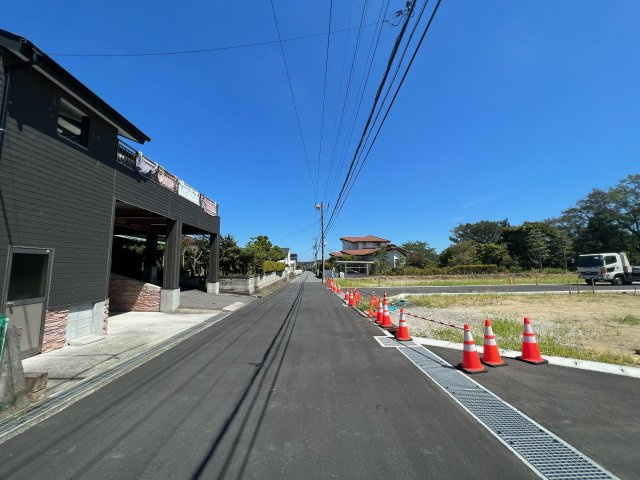 郷ケ丘２丁目第5の前面道路含む現地写真|ご参照ください。2023.8月撮影