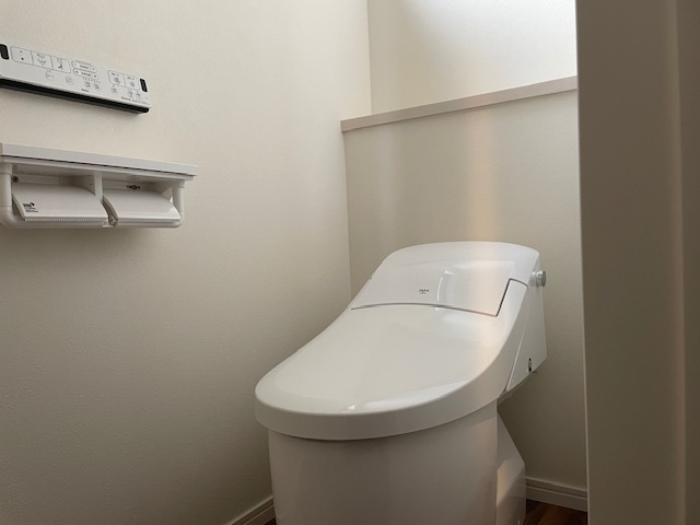 和多田天満町売家のトイレ