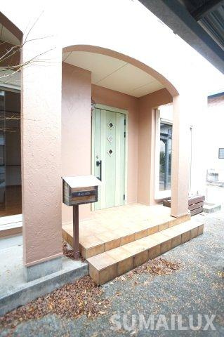 熊本市南区城南町永の一戸建てのエントランス