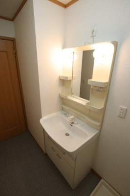 【独立洗面台】 | ロイヤルヒルズ高松