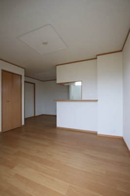 【居間・リビング】 | ロイヤルヒルズ高松