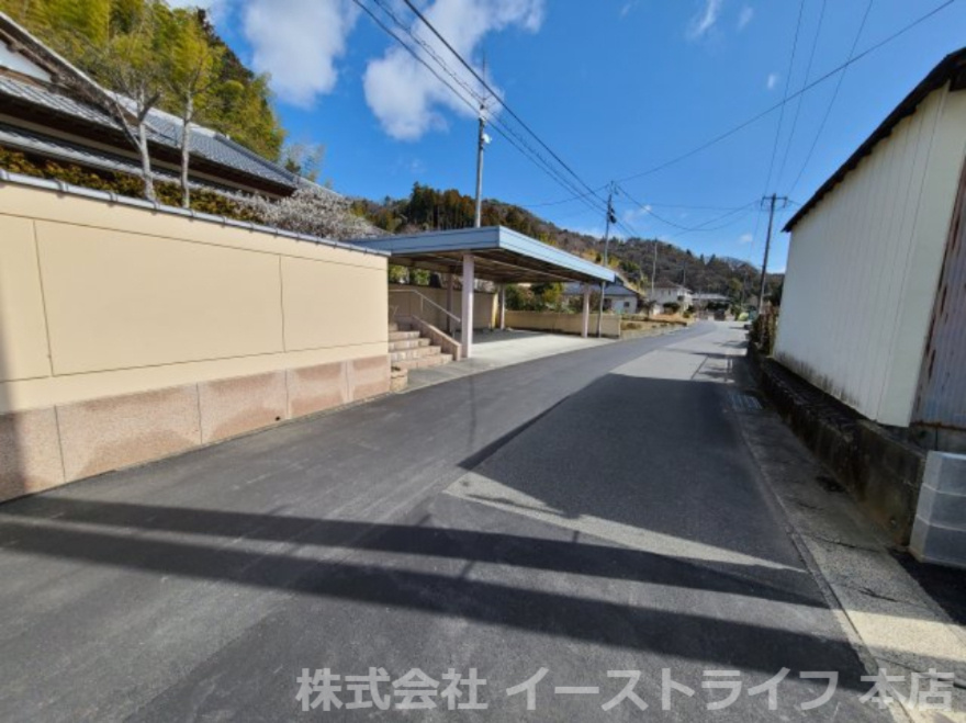 平中山第2の前面道路含む現地写真|北側幅員5.2ｍの公道