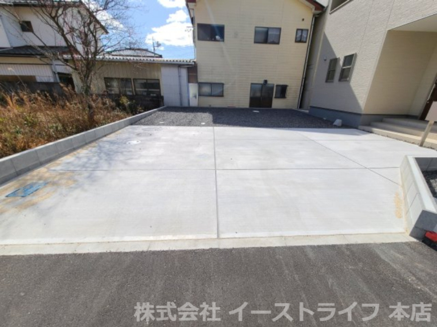 平中山第2の駐車場|3号棟の駐車場です。4台駐車可能です！（車種による）