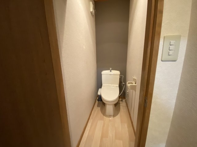 コーポ今善の玄関