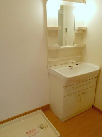 サンガーデンＤの洗面所