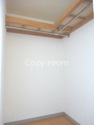 【収納】 | ドゥーエ江坂Ⅰ | 十分な収納スペースがあります