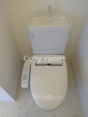 【トイレ】 | ドゥーエ江坂Ⅰ | 清潔感のあるトイレです