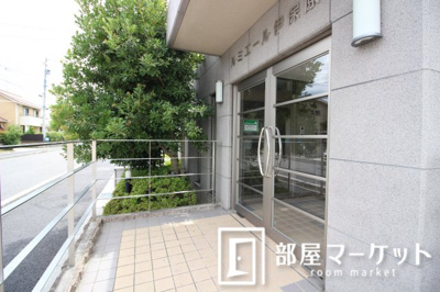 【エントランス】 | ルミエール伊保原