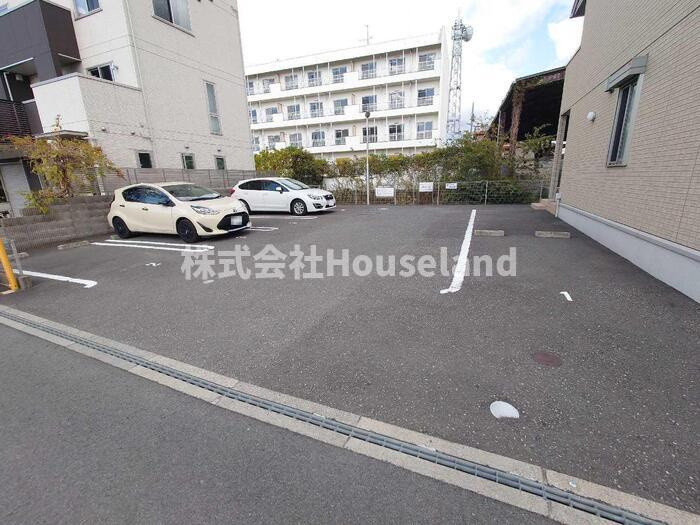 クレール出島の駐車場|駐車場