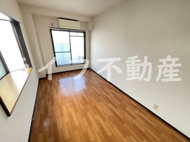 ピースハイツ長堂A棟の居間・リビング|リビングです