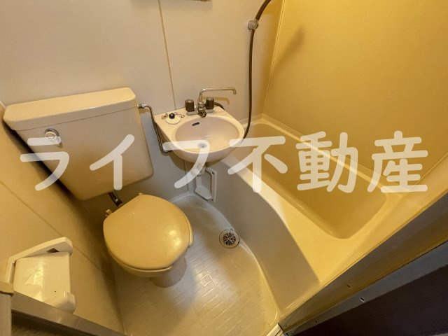 ピースハイツ長堂A棟の浴室|お風呂です