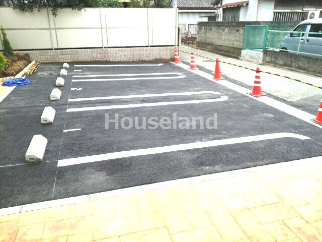 フェリオの駐車場