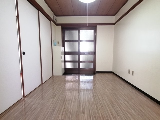 上原グリーンハイツの洋室