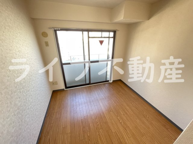 日伸ビルの居間・リビング|居間です