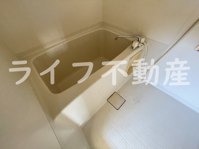 日伸ビルの浴室|お風呂です