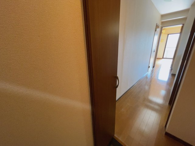 アンプルールリーブルBLOOMの内装