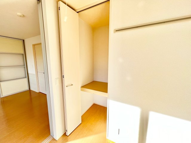 メゾン ブリーゼの収納|※別部屋参考写真