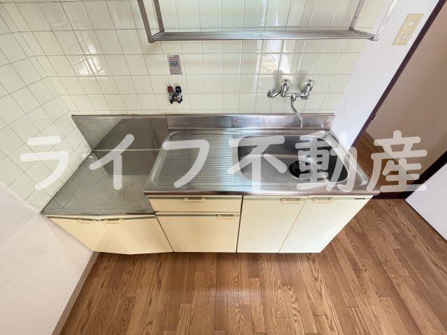 コスモシティーのキッチン|きれいなキッチンです