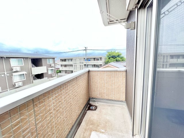 コーポスカイHのバルコニー