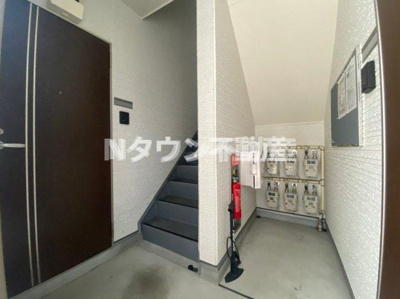 【エントランス】 | ハーモニーテラス八代町Ⅱ | 毎日通るエントランスはこのようになっています