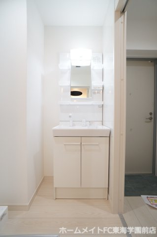 熊本市東区上南部３丁目の賃貸マンションの独立洗面台