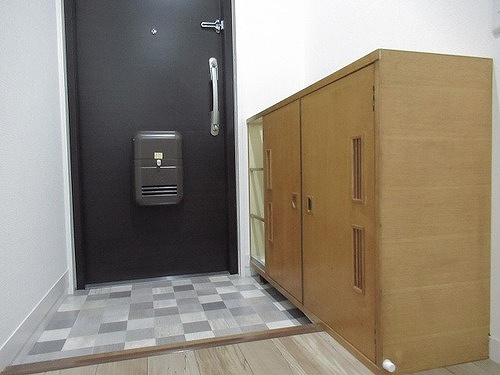 ボーン平尾の玄関|下駄箱