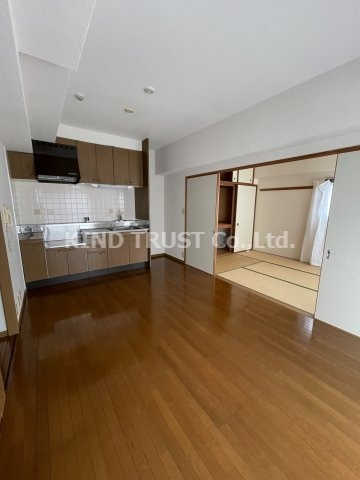 アルティスタ中津の居間・リビング|使いやすいリビングです