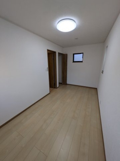 【居間・リビング】 | グランソフィア皇山町