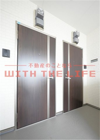 Delica（デリカ）久留米【キャッシュバック対象物件】のロビー|落ち着いたロビーです