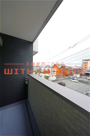 Delica（デリカ）久留米【キャッシュバック対象物件】のバルコニー|外からの目が気にならないバルコニーで洗濯物が干せます