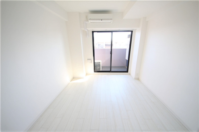 【洋室】 | S-RESIDENCE新大阪WEST