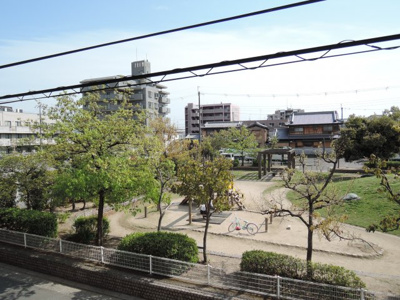 【展望】 | ロイヤルアネックス