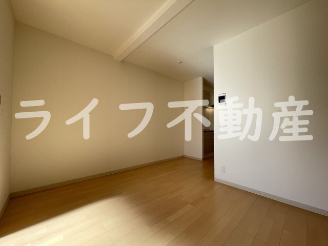 F+style大蓮北1号棟の居間・リビング|ゆったりとした居間です