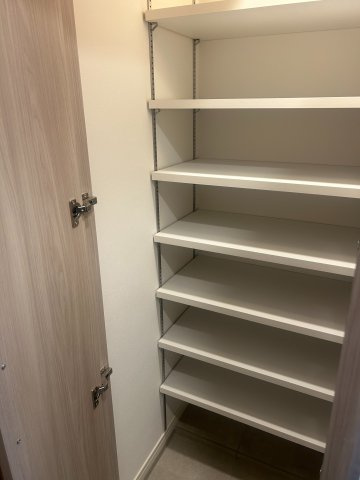 【玄関】 | 仲介手数料割引中！HPに初期費用掲載「プライスホーム」で検索！LANDIC BAY FIELD