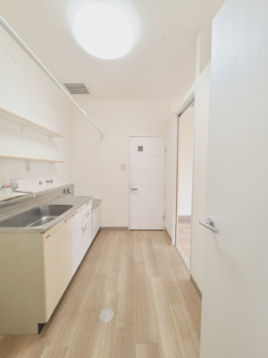 【キッチン】 | 杵弥ビル