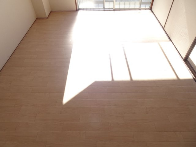 杉野コーポの洋室