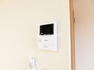 【セキュリティ】 | プリムローズＦ | 突然の来客時もＴＶモニターホンでしっかり確認。