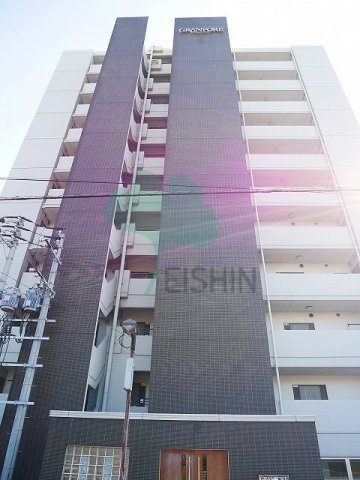 グランフォーレプライム博多の外観